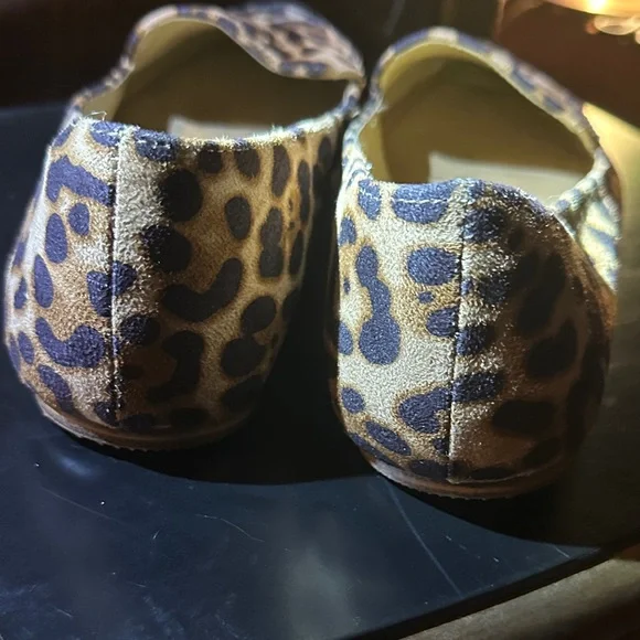 Leopard Print Women's Loafers size 11 - Picture 5 of 7